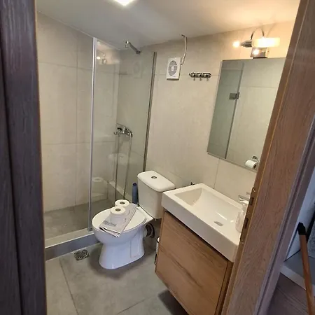Revisapartments Grey Blue Неос Мармарас