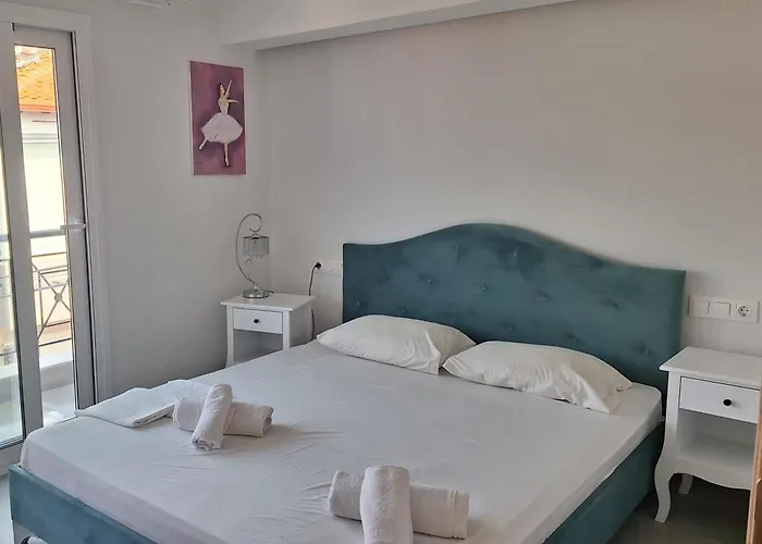 Revisapartments Grey Blue Neos Marmaras